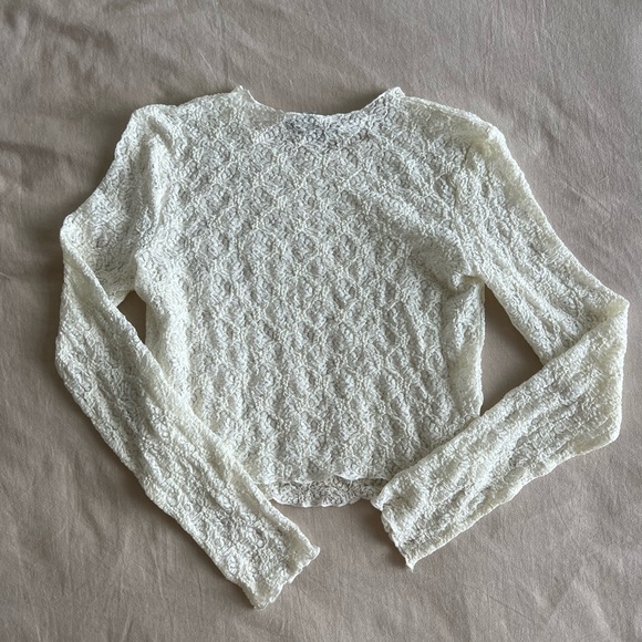 Urban Outfitters Semi-Sheer Textured Crew Neck Top in ivory (size M) - Picture 5 of 8
